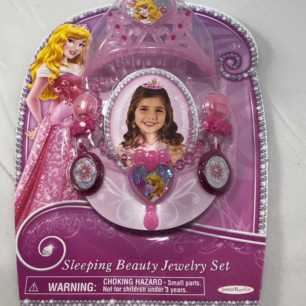 Sleeping Beauty Jewelry Set